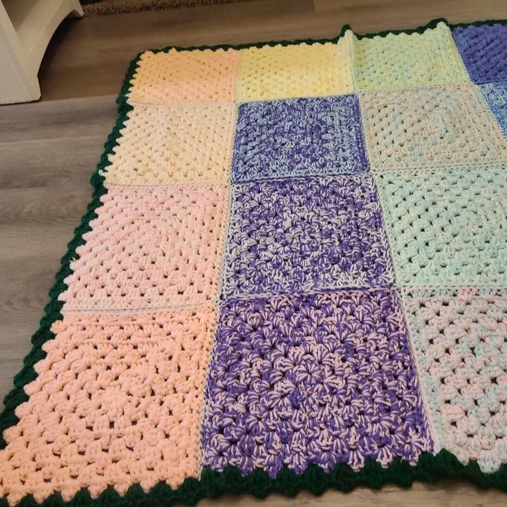 Crochet Afghan Throw‎ Blanket 45X45” Vintage Handmade Square Multicolor Patch